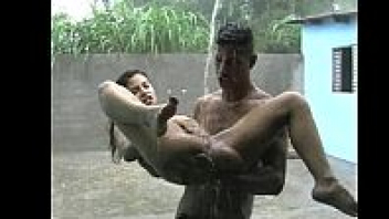 โป๊อินเดีย แคมหีดำ เอากัน เย็ดตอนฝนตก เย็ดกัน