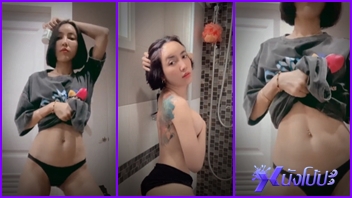 โชว์นม โชว์ หี แหกหี เล่นหี เปิดหีโชว์